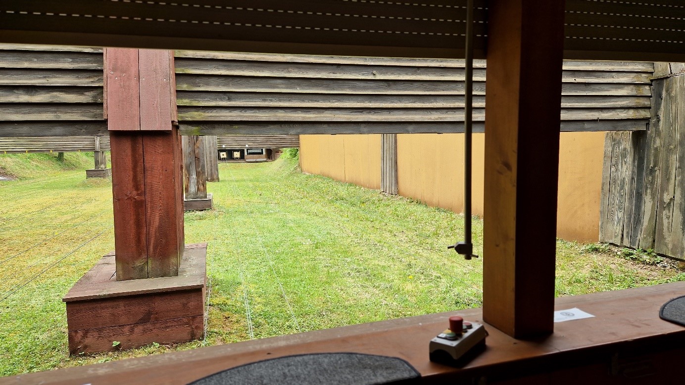 Schießbahnen 50m (Freie Pistole und Gewehr) Schießbahnen 50m (Freie Pistole und Gewehr)